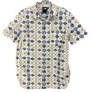 🤍 The North Face White Geometric SS Button Down L